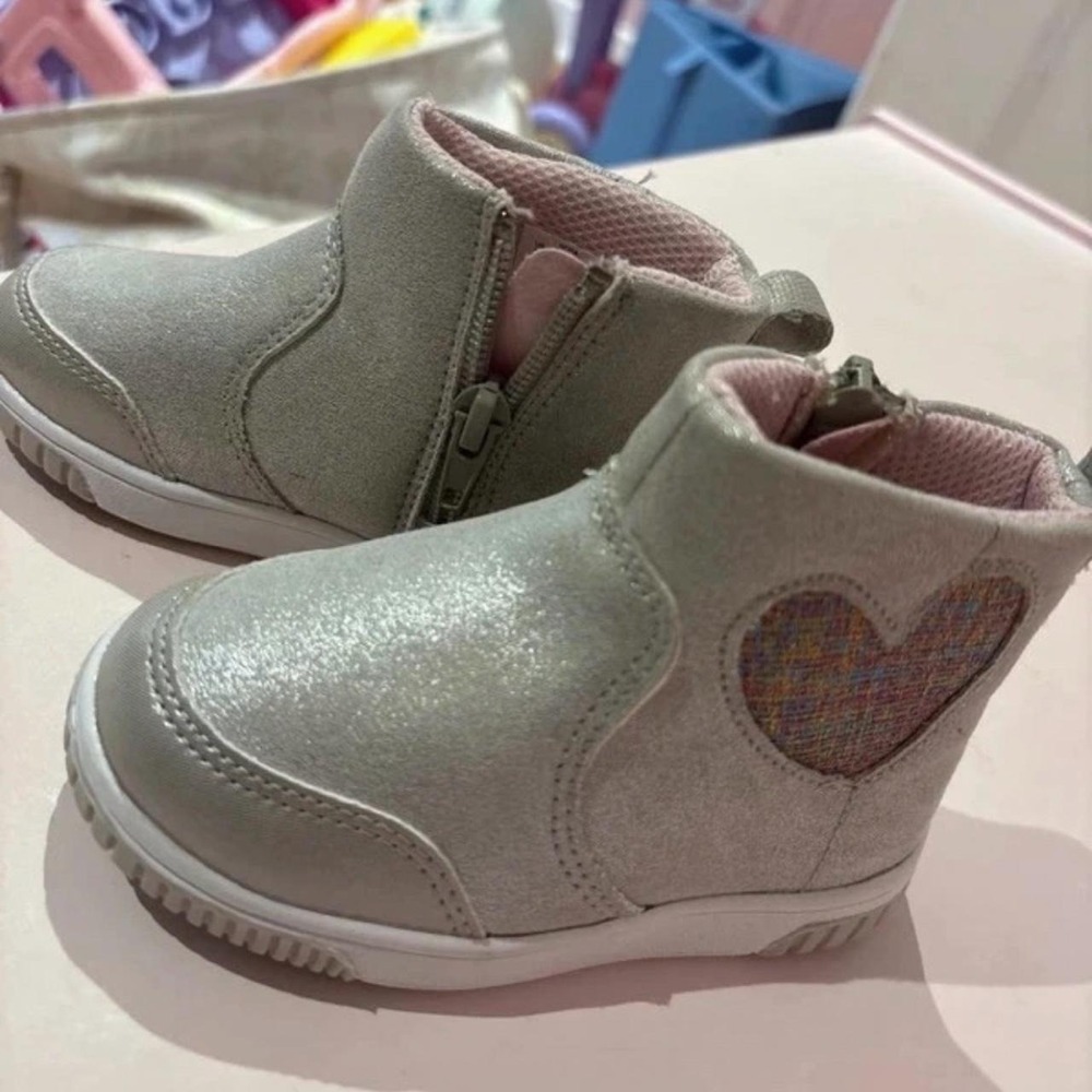 Stride Rite Light Up slip on silver sparkle ankle books